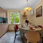 Apartment 70m2 Wola - Location, 2 Bedrooms, 1st Floor - By Rentujemy