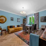 70m2 Wola - Location, 2 Bedrooms, 1st Floor - By Rentujemy * Warschau